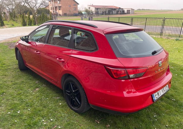 Seat Leon cena 26000 przebieg: 307420, rok produkcji 2015 z Wieluń małe 277